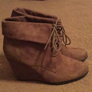 Tan Suede Botties